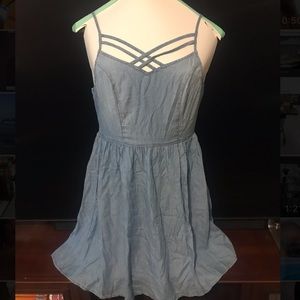 Sleeveless Chambray Denim Dress w/ Pockets